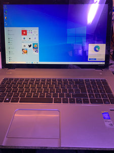 Hp 17'' Laptop i7/8G/240G